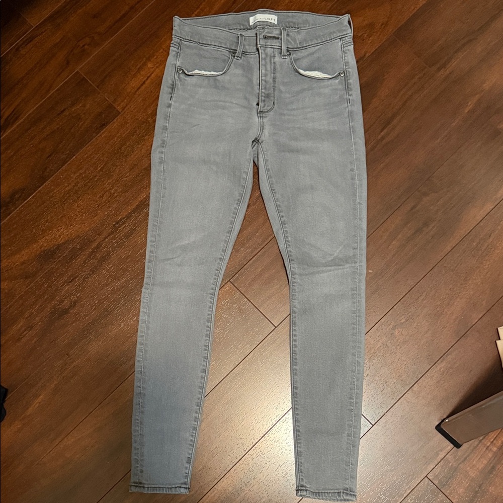 LOFT Women's Skinny Jeans in Gray